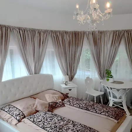 A Restaurace Belveder Romantico, Mini-zoo, Free Parking 3*