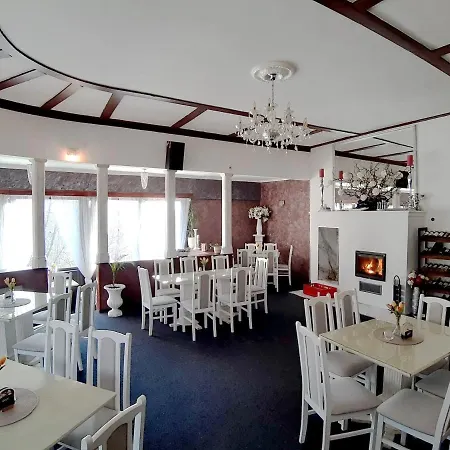 Гостевой дом Belveder Romantico, Mini-zoo, Free Parking Яхимов